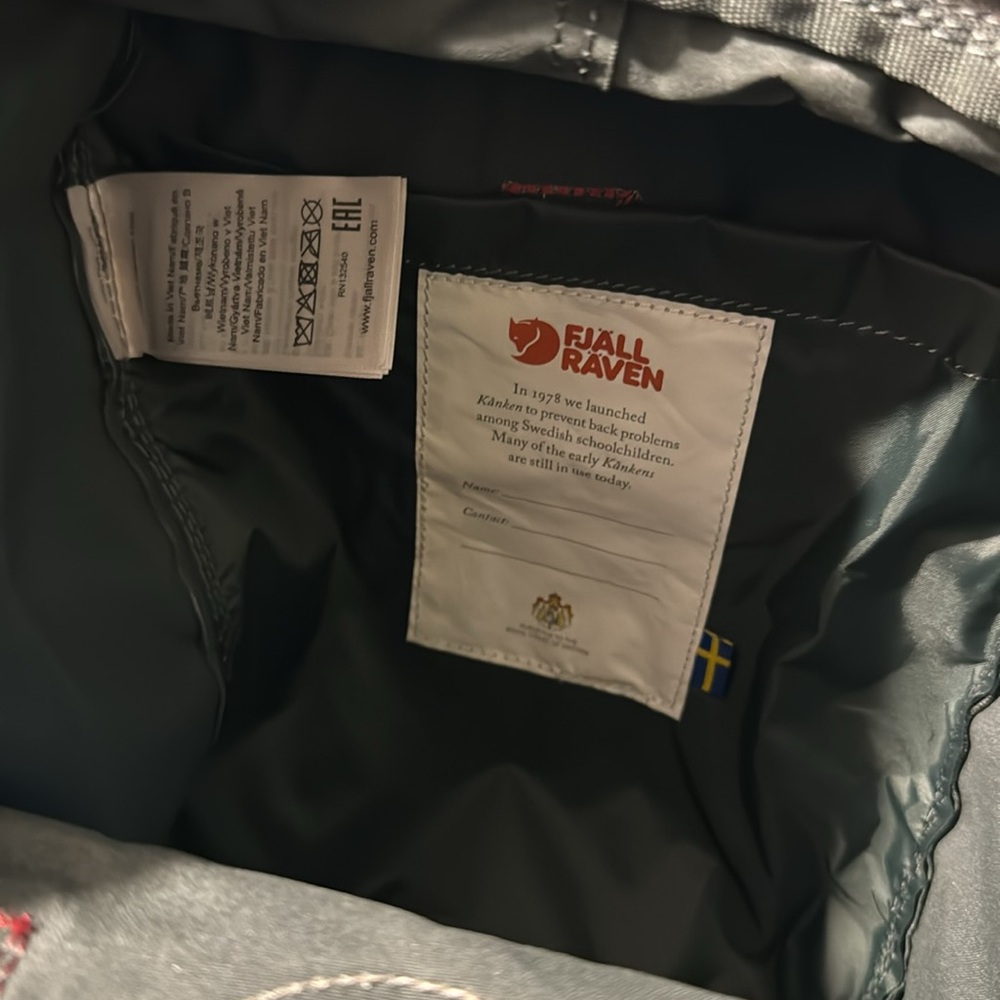 Fjallraven Kanken mini vintage green and red logo backpack - Picture 7 of 16